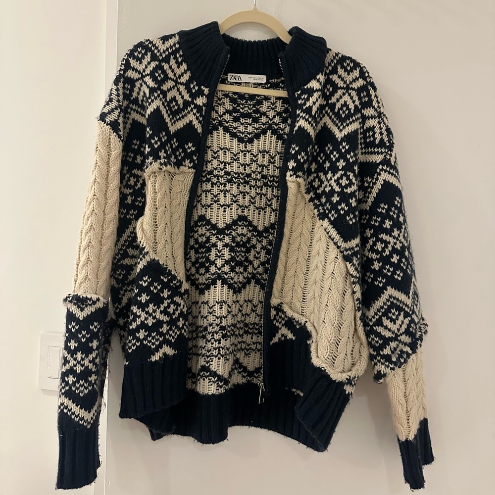 Zara Knit Jacquard Cardigan  perfect condition M